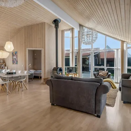 Lovely With Sauna, Located 200 Meters From The North Sea In Klitmoller *