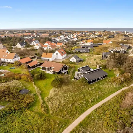 Feriehus Lovely With Sauna, Located 200 Meters From The North Sea In Klitmoller *