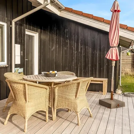 Lovely With Sauna, Located 200 Meters From The North Sea In Klitmoller Feriehus