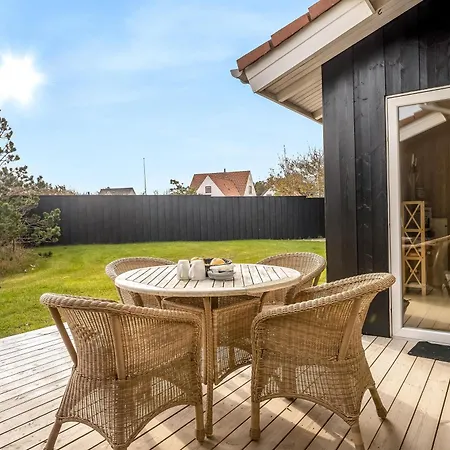 Lovely With Sauna, Located 200 Meters From The North Sea In Klitmoller Feriehus