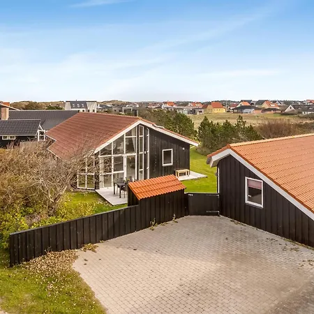 Feriehus Lovely With Sauna, Located 200 Meters From The North Sea In Klitmoller