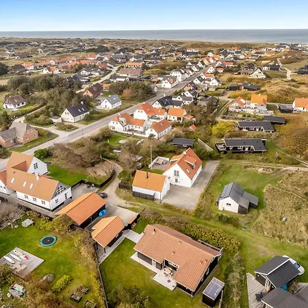 Lovely With Sauna, Located 200 Meters From The North Sea In Klitmoller Feriehus